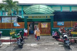 Dinas Pendidikan Jember mulai pembelajaran tatap muka untuk SD-PAUD