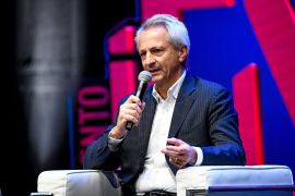 Presiden Serie A Italia mundur