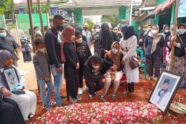 Pemakaman tokoh pers Margiono