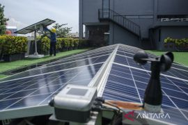 Pemerintah dorong pemanfaatan PLTS atap