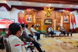 Pemuda Muhammadiyah Jatim sebut Khofifah layak maju Pilpres 2024.