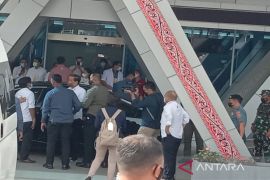 Sesaat di Silangit Tapanuli Utara, Jokowi meluncur ke Toba