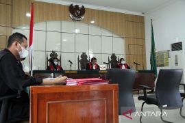 Perusak hutan di Dumai divonis 2 tahun Page 2 Small