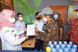 Desa Setail Banyuwangi layani adminduk di berbagai tempat