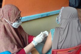 Dinkes Takalar data warga dari bepergian cegah penyebaran varian omicron