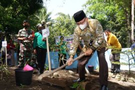 PWI Magelang hijaukan kawasan Sendang Maren
