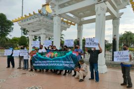 Komunitas Keluarga Besar NU: Jangan membawa organisasi ke politik praktis