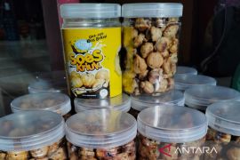 Pemkab Bekasi optimalkan kemitraan bisnis usaha mikro selama pandemi COVID-19