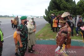 Pangdam XVII/Cenderawasih Mayjen TNI Teguh Muji Angkasa tiba di Jayapura