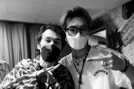 Mingi ATEEZ bertemu dengan MAX di AS