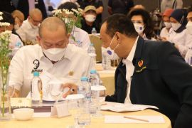Ketua DPD RI ingatkan Gubernur Jatim segera cairkan bonus atlet PON
