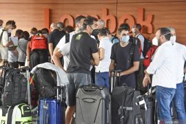 Tim dan pebalap MotoGP tiba di Lombok