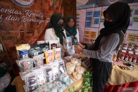 BI akan integrasikan data UMKM dalam QRIS dan Siapik