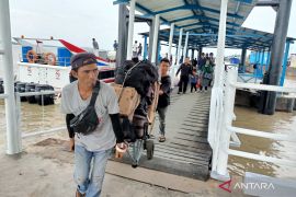 Usai Imlek, ribuan pendatang di Kepulauan Meranti diskrining