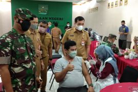 Fadliansyah dorong percepatan vaksinasi Booster cegah Omicron