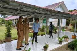 Hendra Apollo Jaring Aspirasi dan Berikan Motivasi Kepada Siswa SMAN 1 Bakam