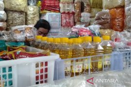 Harga minyak goreng tinggi, pengaruhi komoditas lain