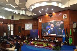 Bupati Bone Bolango raih gelar Doktor di Universitas Brawijaya