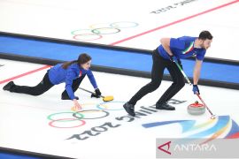 Perebutan medali emas curling ganda campuran Olimpiade Musim Dingin Beijing 2022