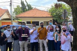 Diskominfo berikan kejutan pengurus PWI Batang
