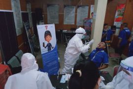 Pemkot Ambon gencarkan vaksinasi dan 3T antisipasi lonjakan COVID-19