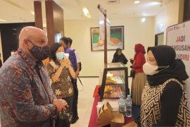 AS bantu disabilitas, anak muda dan perempuan kembangkan usaha melalui "USAID JAPRI"