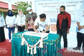 Wali Kota resmikan panggung serba guna pembelajaran outdoor di SMPN 2