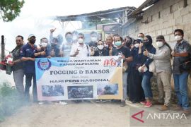 Sukseskan HPN 2022, Pokja wartawan PGK gelar kegiatan Baksos