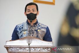 PPKM level dua Fransiskus Diaan ajak warga sukseskan vaksinasi