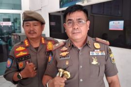 Satgas OKU mulai pasang aplikasi PeduliLindungi di tempat umum