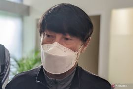 SEA Games 2021: Ultah ke-52, Shin Tae-yong traktir pemain makan pizza dan durian