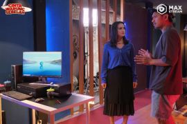 "Cinta Warung Sebelah" adu akting Ibnu Jamil dan Ririn Ekawati