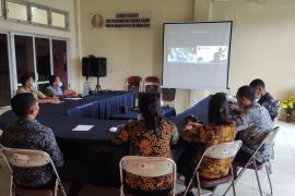 Sekjen Kemenkumham sapa staf terkonfirmasi positif Covid-19