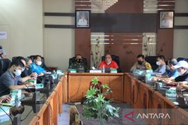 Husairi minta percepatan vaksinasi anak dan lansia