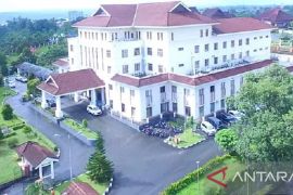 KPID keluhkan ke DPRD pengaduan ke Polda Maluku belum disikapi, tegakkan aturan