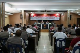 Personel Polresta Deliserdang diberikan bimbingan pembinaan oleh Bid Propam Polda Sumut