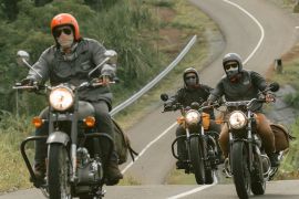 Kolaborasi EIGER - Royal Enfield hadirkan 21 "apparel & gear riding"