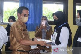 Kotabaru trains job seekers with competence