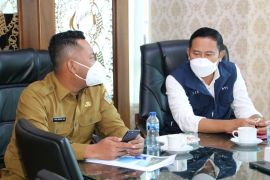 Bupati Gresik dan Lamongan bertemu bahas penanggulangan banjir