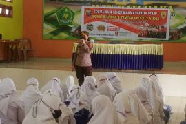 Polres Batubara sosialisasi penerimaan anggota Polri TA 2022 kepada pelajar SMA