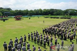 Ribuan personel gabungan kawal pilkades serentak di Probolinggo