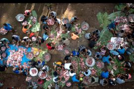 Tradisi Nyadran di kompleks pemakaman Sentono