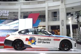 BMW 330e M Sport jadi "safety car" di Sirkuit Mandalika