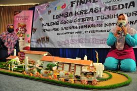 Susu Steril Tujuh Kurma dan HIMPAUDI Jatim gelar lomba kreasi media untuk guru