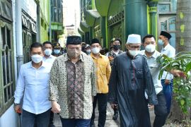 Airlangga kunjungi Rais Aam PBNU Kiai Miftachul Akhyar