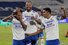 Bruno Cantanhede bawa Persib libas Arema 2-1