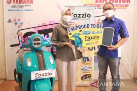 Yamaha Fazzio Hybrid - Connected menjadi motor terlaris di Blibli