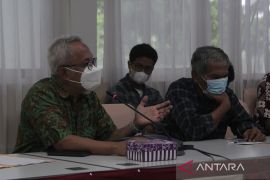 Kontraktor nyatakan segera perbaiki menara Masjid  Islamic Center Roboh