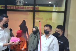 Polisi ringkus ibu aniaya anak kandung sendiri