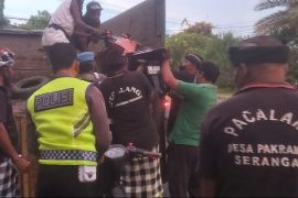 Polisi di Denpasar sita puluhan sepeda motor knalpot brong
